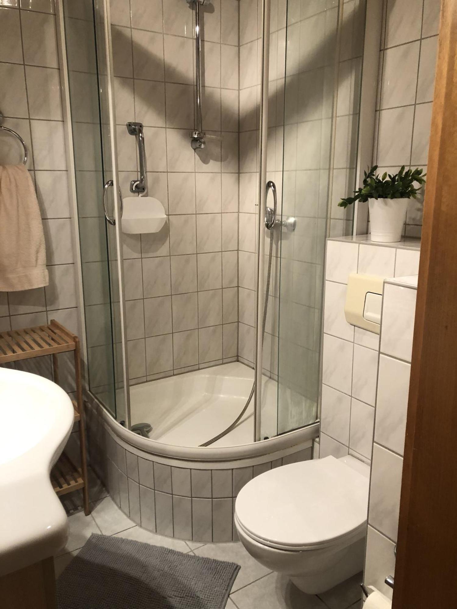 Moderne Vollmoeblierte Wohnung 茨维考 外观 照片